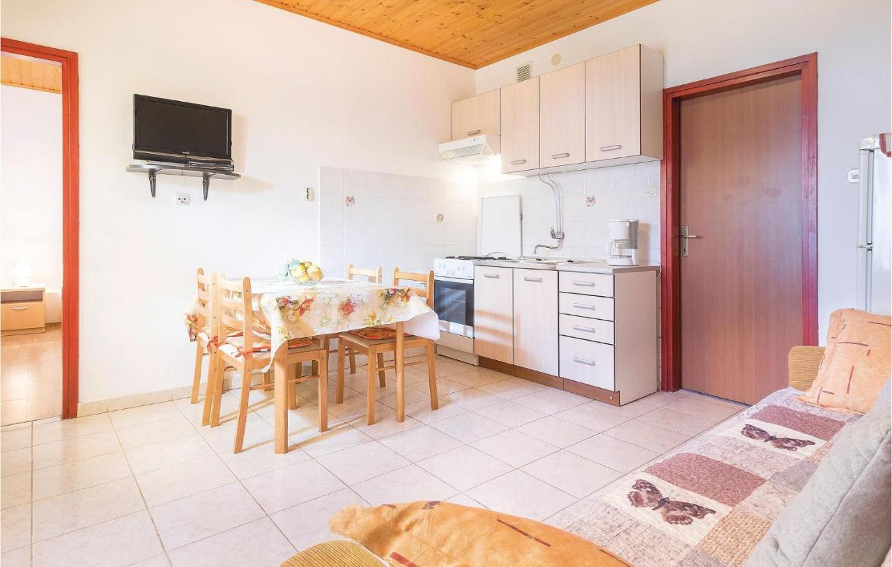 Awesome Apartment In Pula With Wifi Eksteriør bilde